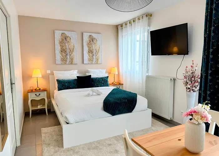 - Lit King Size - Parking - Wifi